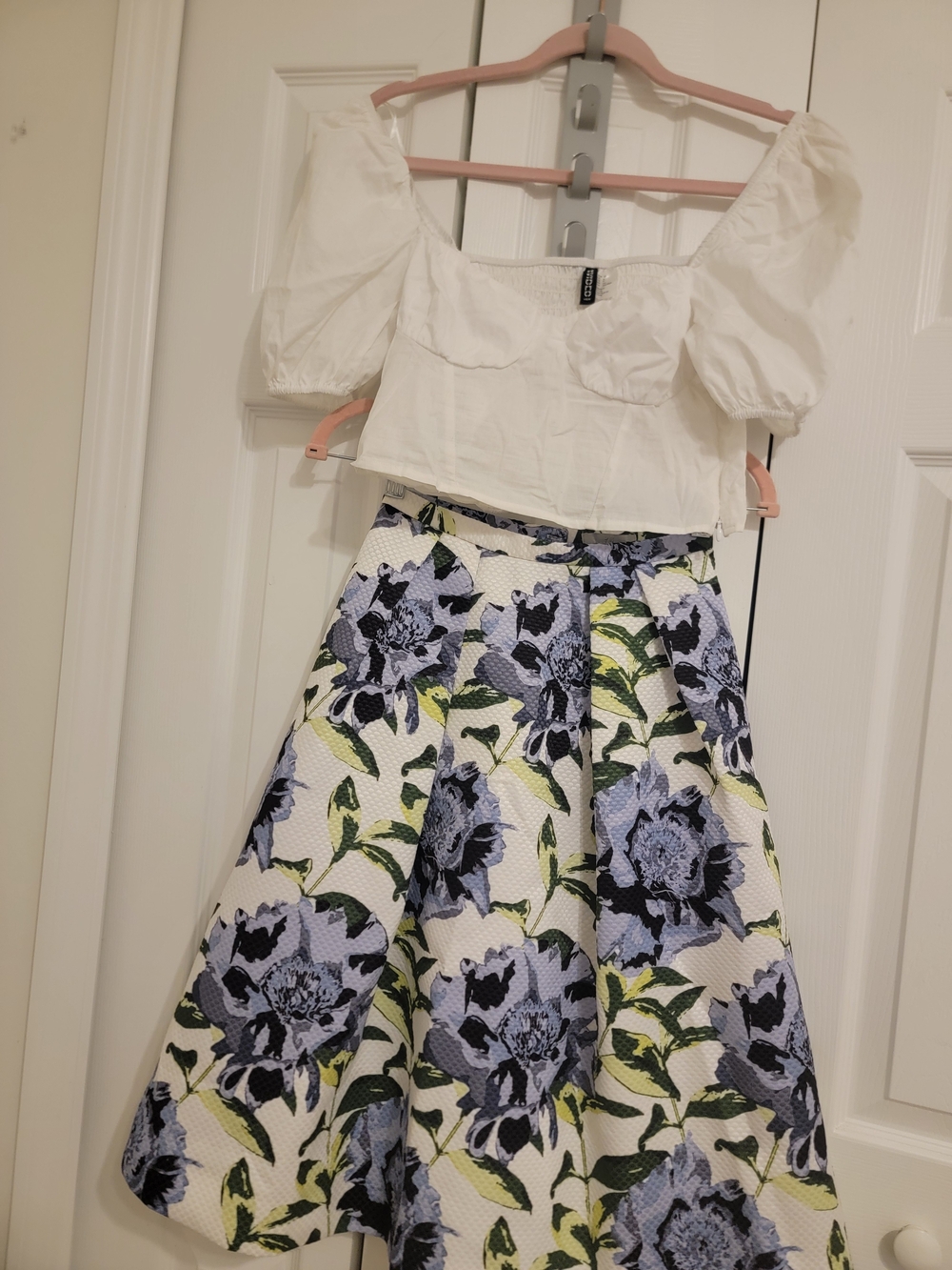 H&M White Circle Skirt with Lavender Floral Print